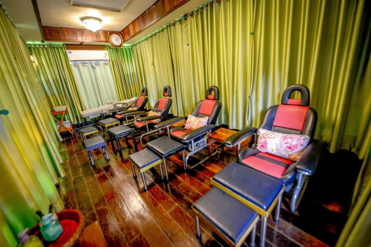 Mrk Resort & Massage Lopburi Ngoại thất bức ảnh