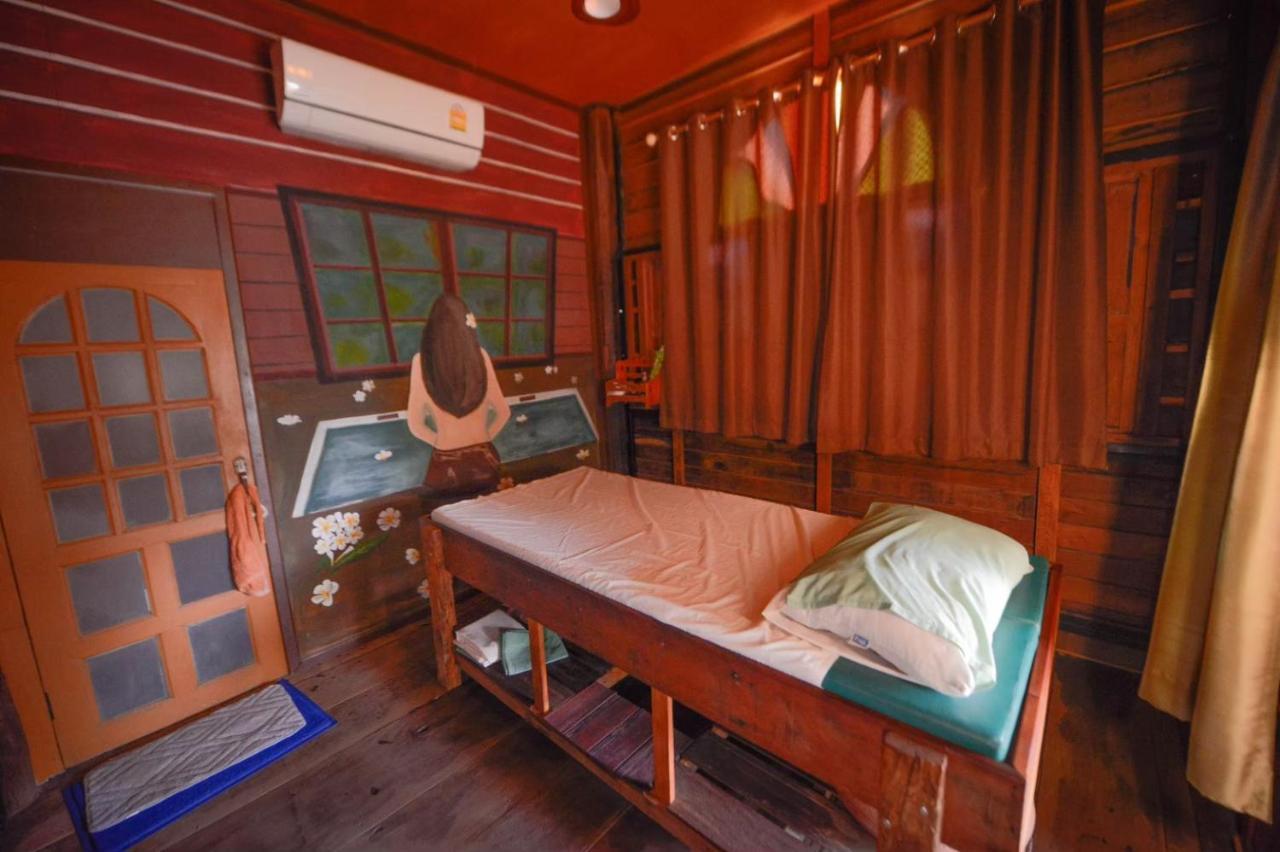 Mrk Resort & Massage Lopburi Ngoại thất bức ảnh