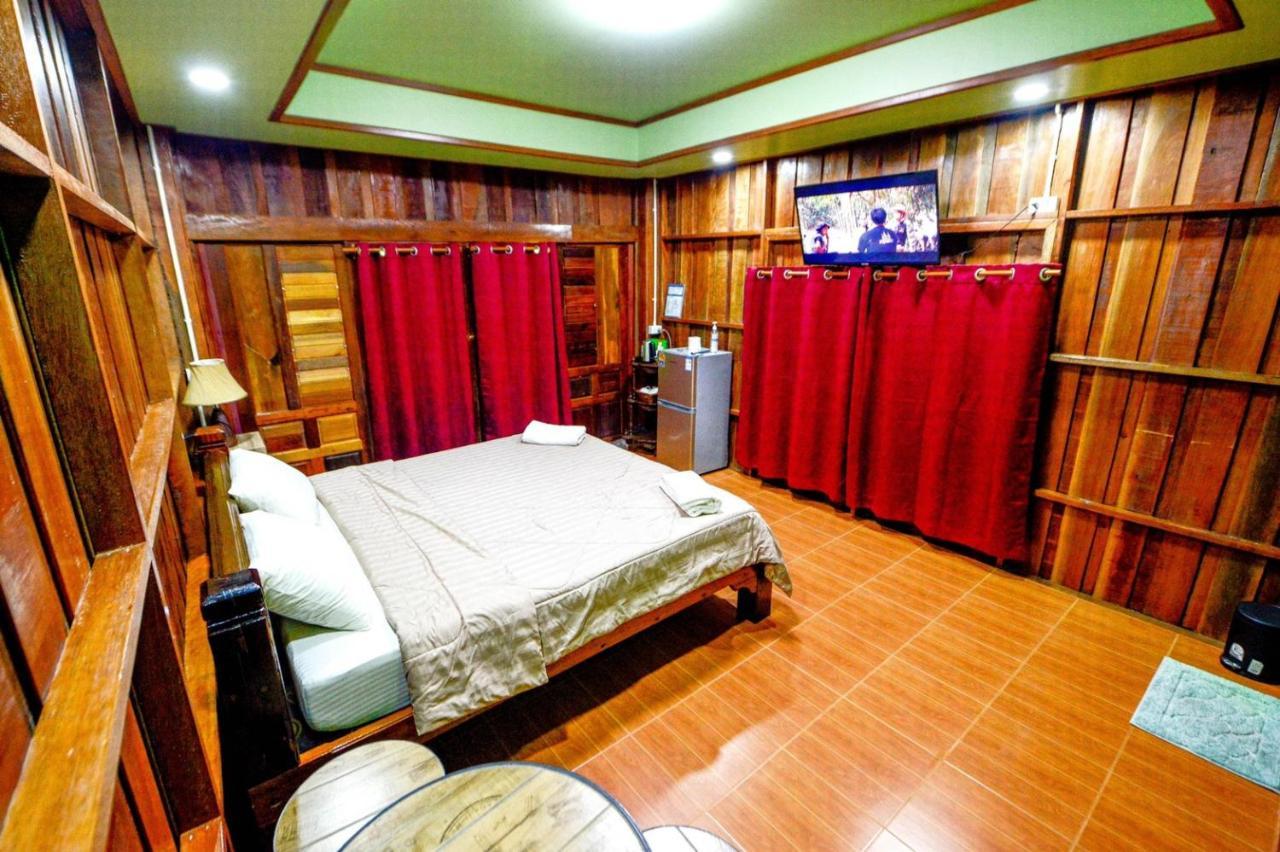 Mrk Resort & Massage Lopburi Ngoại thất bức ảnh