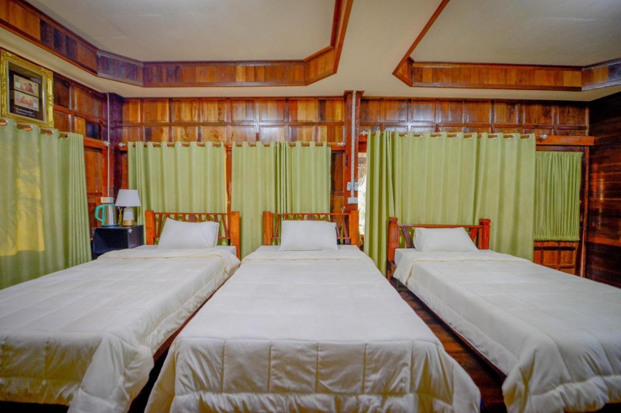 Mrk Resort & Massage Lopburi Ngoại thất bức ảnh