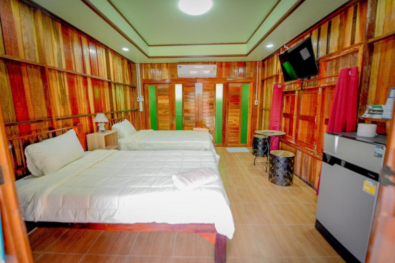 Mrk Resort & Massage Lopburi Ngoại thất bức ảnh