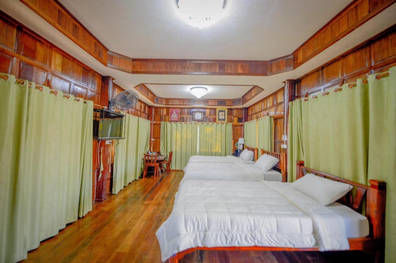 Mrk Resort & Massage Lopburi Ngoại thất bức ảnh